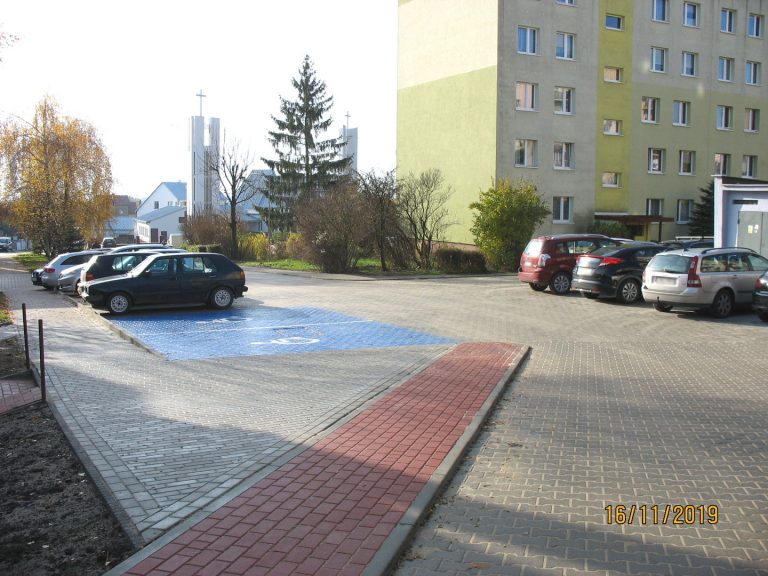 os.Sikorskiego-parking-20191127-9